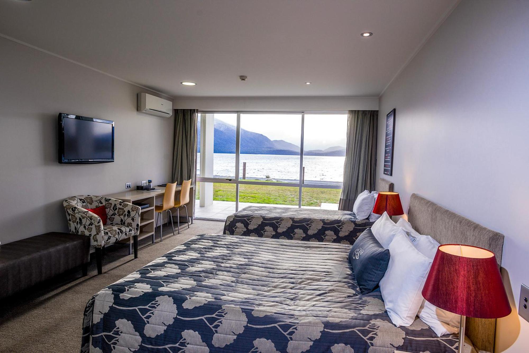 Marakura Deluxe Motel Te Anau Exterior foto