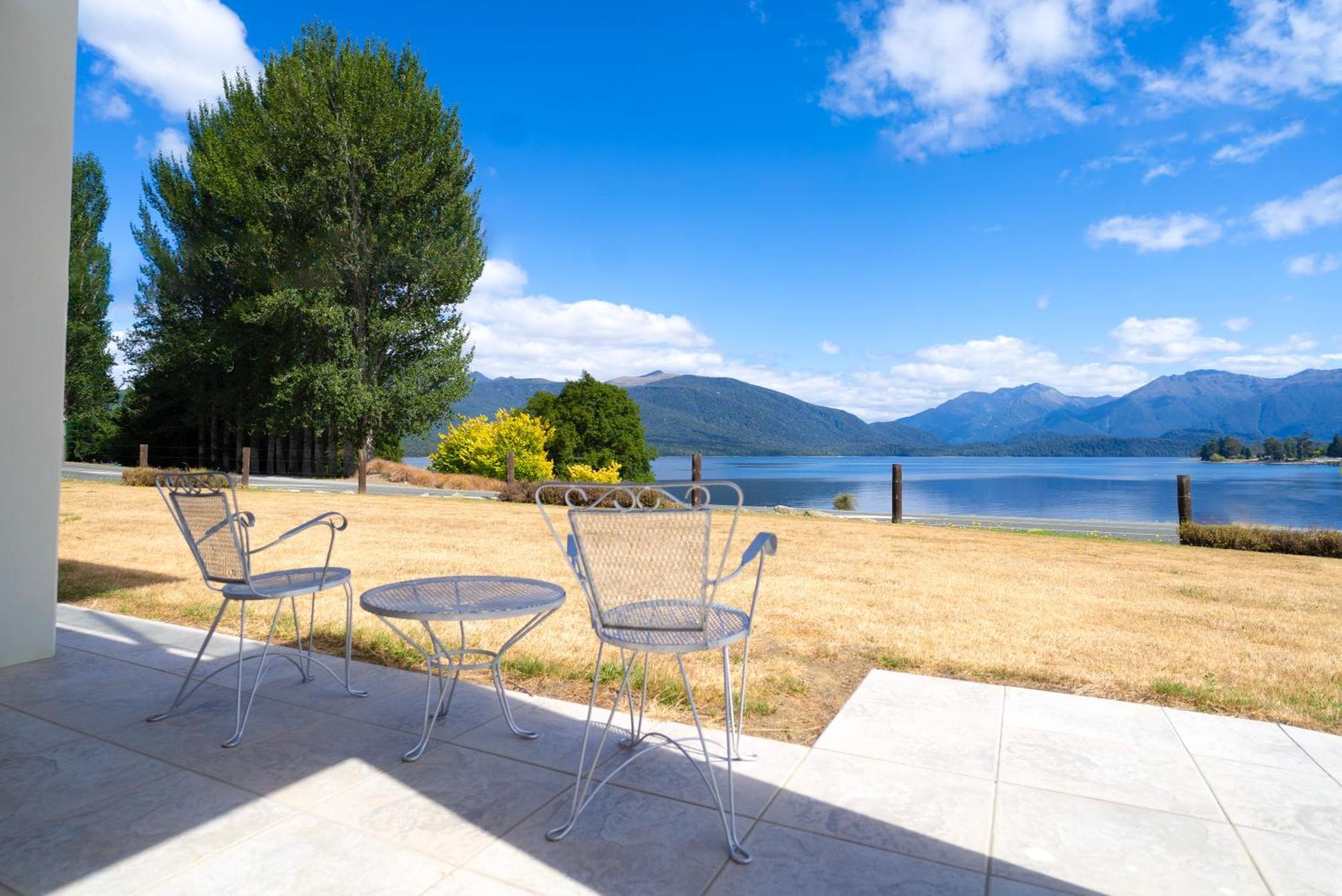 Marakura Deluxe Motel Te Anau Exterior foto
