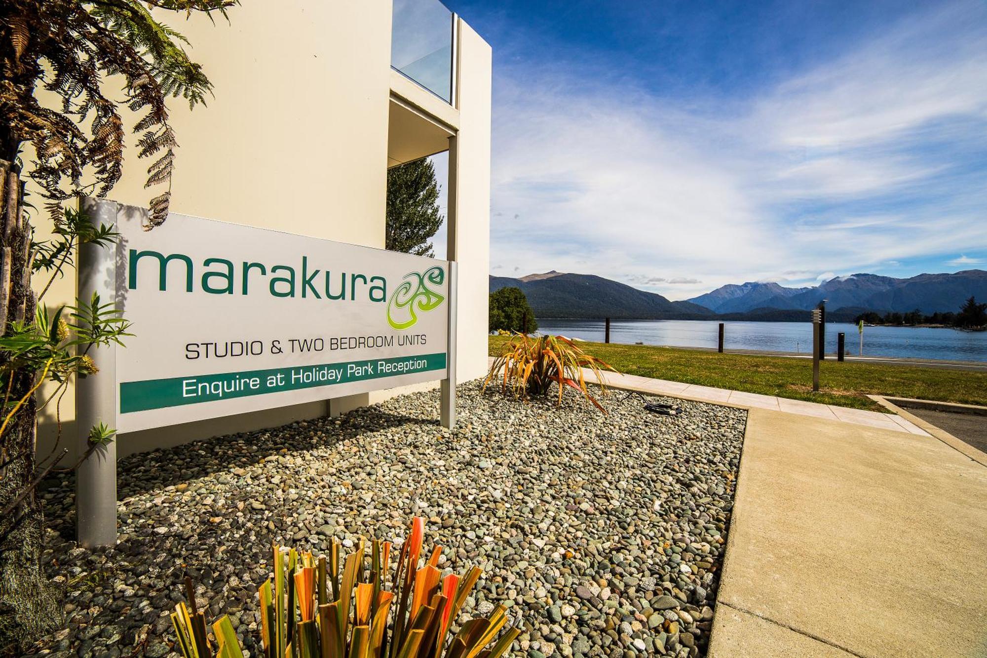 Marakura Deluxe Motel Te Anau Exterior foto